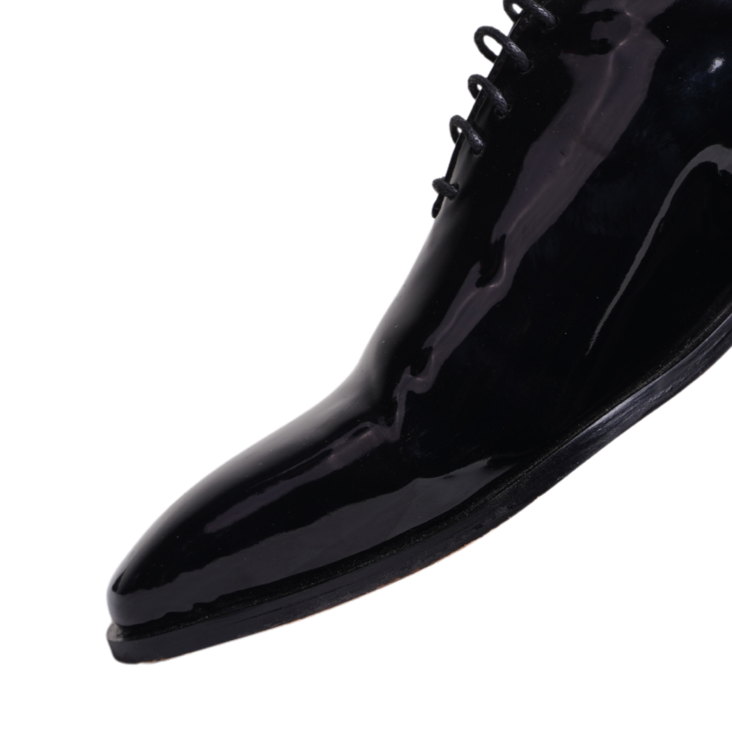 Glossique Black Oxfords