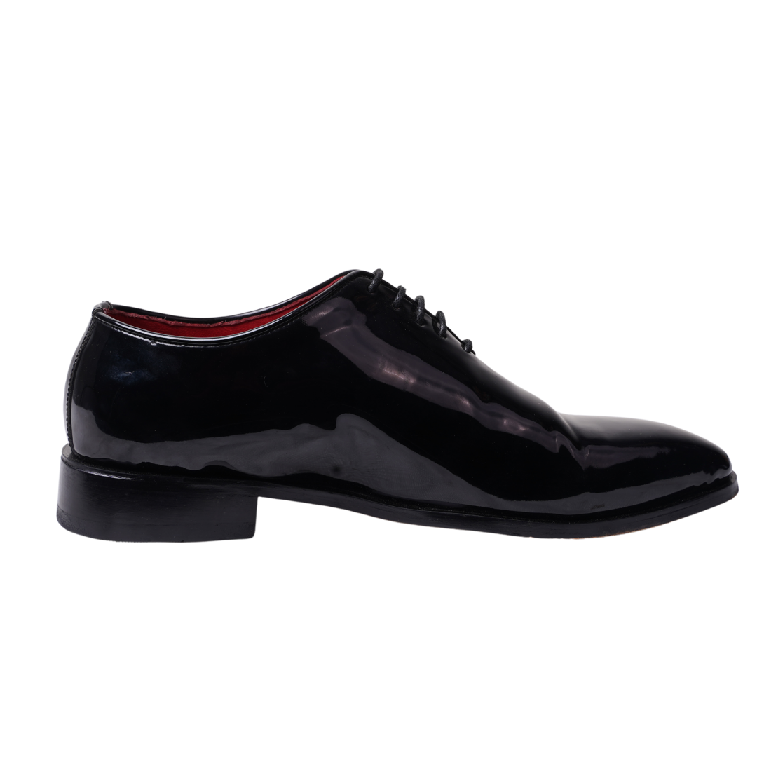 Glossique Black Oxfords